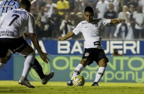 Fabrício Oya durante jogo contra o Grêmio, pela Copinha 2019