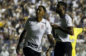Nathan comemora muito o gol marcado contra o Grêmio, pela Copinha 2019