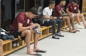 Elenco no vestirio da Arena Corinthians antes do jogo contra o So Caetano