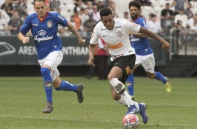 Gustavo durante empate com So Caetano na Arena Corinthians