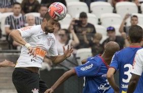 Henrique marcou, aos 49 do segundo tempo, o gol de empate contra o São Caetano, na Arena