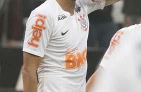 Henrique marcou o gol de empate contra o So Caetano, na estreia do Paulisto
