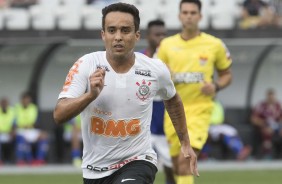 Jadson durante empate com São Caetano na Arena Corinthians