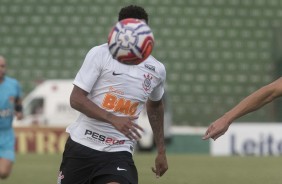 Gustavo durante jogo contra o Guarani, pelo Campeonato Paulista