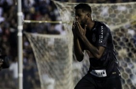 Nathan anotou dois gols contra o Vasco, pela Copinha