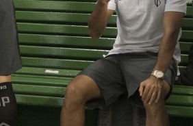 Sornoza no vestiário do Brinco de Ouro, antes do duelo contra o Guarani