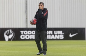 Carille treina a equipe após perder para o Guarani, pelo Campeonato Paulista