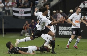 Gustavo deu um belo chute e marcou o único gol do Corinthians contra a Ponte Preta