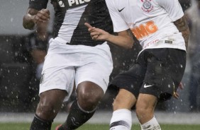 Thiaguinho durante vitória do Corinthians sobre a Ponte Preta, por 1 a 0