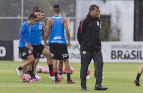 Carille finaliza treino para equipe encarar o RB Brasil, pelo Paulisto