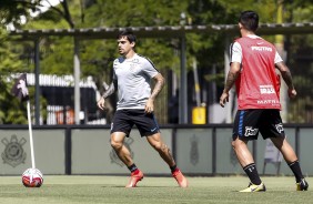 Fagner no treinamento para enfrentar o RB Brasil pelo Paulisto