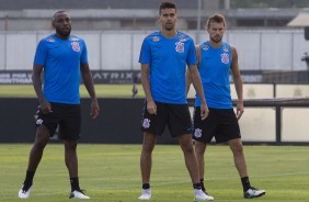 Manoel, Léo Santos e Henrique no treino de hoje no CT
