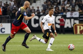 Pedrinho atuando contra o RB Brasil, pelo Paulistão 2019