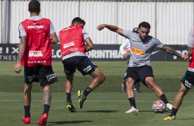 Atacante Andr Lus treina no CT Joaquim Grava em preparao para o clssico contra o Palmeiras