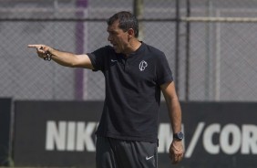 Carille prepara a equipe para enfrentar o Palmeiras, no próximo sábado