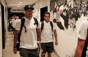 Ralf e Jadson chegam ao vestirio da Arena Corinthians para o jogo contra o Red Bull