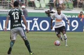 Pedrinho durante o duelo contra o Palmeiras, na casa do rival, pelo Paulistão 2019