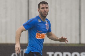 Mauro Boselli no jogo-treino contra o Desportivo Brasil, no CT Joaquim Grava