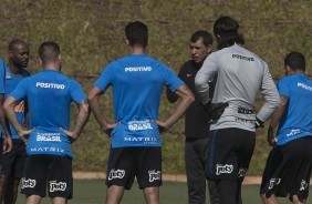 Carille treina equipe para jogo contra o Novorizontino, pelo Campeonato Paulista