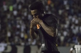 Gustagol marcou os dois gols do Corinthians contra o Ferroviário, pela Copa do Brasil