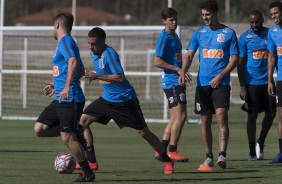 Jogadores treinam neste sábado para duelo contra o Novorizontino, pelo Campeonato Paulista