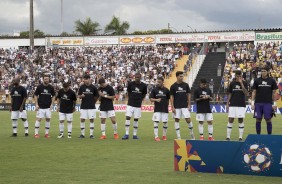 Jogadores do Corinthians prestaram homenagem ao Flamengo por causa do incêndio no CT da base