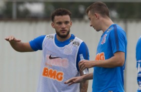 Andr Lus e Carlos na reapresentao do Corinthians aps vitria sobre o So Paulo, por 2 a 1