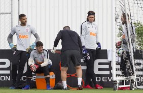 Goleiros na reapresentao do Corinthians aps vitria sobre o So Paulo, por 2 a 1