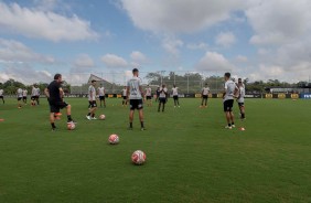 Corinthians treina no CT Joaquim Grava para duelo contra o Botafogo-SP