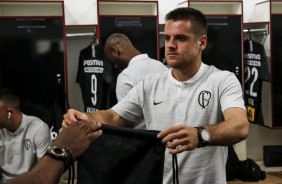 Ramiro no vestirio antes do jogo contra o Botafogo-SP, pelo Paulsto