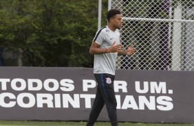 Gustavo no treino desta sexta-feira; Timão encara o São Bento, pelo Campeonato Paulista
