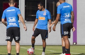 Junior Sornoza em treinamento no CT Joaquim Grava