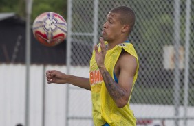 O jovem Joo Victor em foco no treinamento de hoje no CT Joaquim Grava