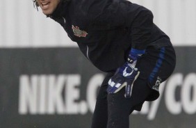 Cássio durante treino desta quinta-feira no CT Joaquim Grava