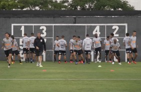 Para encarar o Santos, Corinthians segue treinando no CT Joaquim Grava