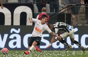 Fagner em partida contra o Santos, pelo Paulisto 2019