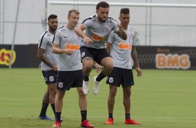 Jogadores treinam para duelo contra o Cear