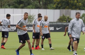 Sergio Daz, Rgis e companheiros treinam no CT para jogo contra o Cear