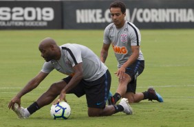 Vagner Love e Jadson treinam no CT Joaquim Grava na segunda-feira