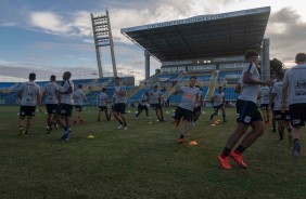 Elenco corinthiano treina em Fortaleza para jogo contra o Cear