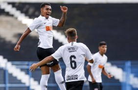 Du e Lucas Piton felizes com o gol do Timozinho contra o River_PI, pela Copa do Brasil Sub-20