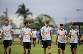 Joo Victor, Thiaguinho, Carlos Augusto, Ramiro e Pedrinho treina no CT Joaquim Grava