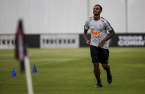 Lembra dele? Renê Júnior treina no CT Joaquim Grava