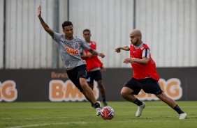 Thiaguinho e Rgis no treino de hoje no CT Joaquim Grava