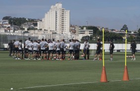 Corinthians j treina no CT Joaquim Grava na manh desta segunda-feira