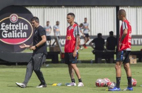 Cuca, Thiaguinho e João Victor no treino de hoje no CT