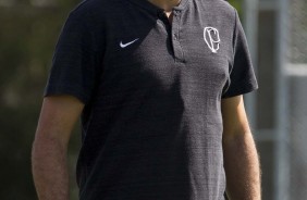Fábio Carille já treina a equipe nesta segunda-feira no CT