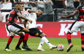 Vagner Love durante a vitria contra o Oeste, no Campeonato Paulista