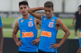 Fabrício Oya e Pedrinho no treino de hoje no CT Joaquim Grava