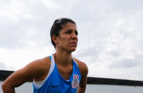 Paulinha treina pelo Corinthians Futebol Feminino nesta quarta-feira